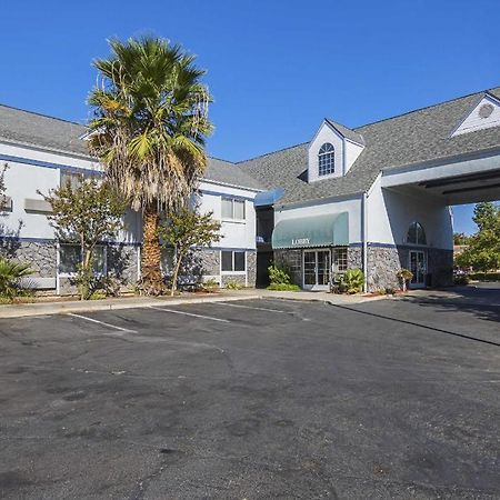 Quality Inn Fresno Yosemite Airport Exterior foto