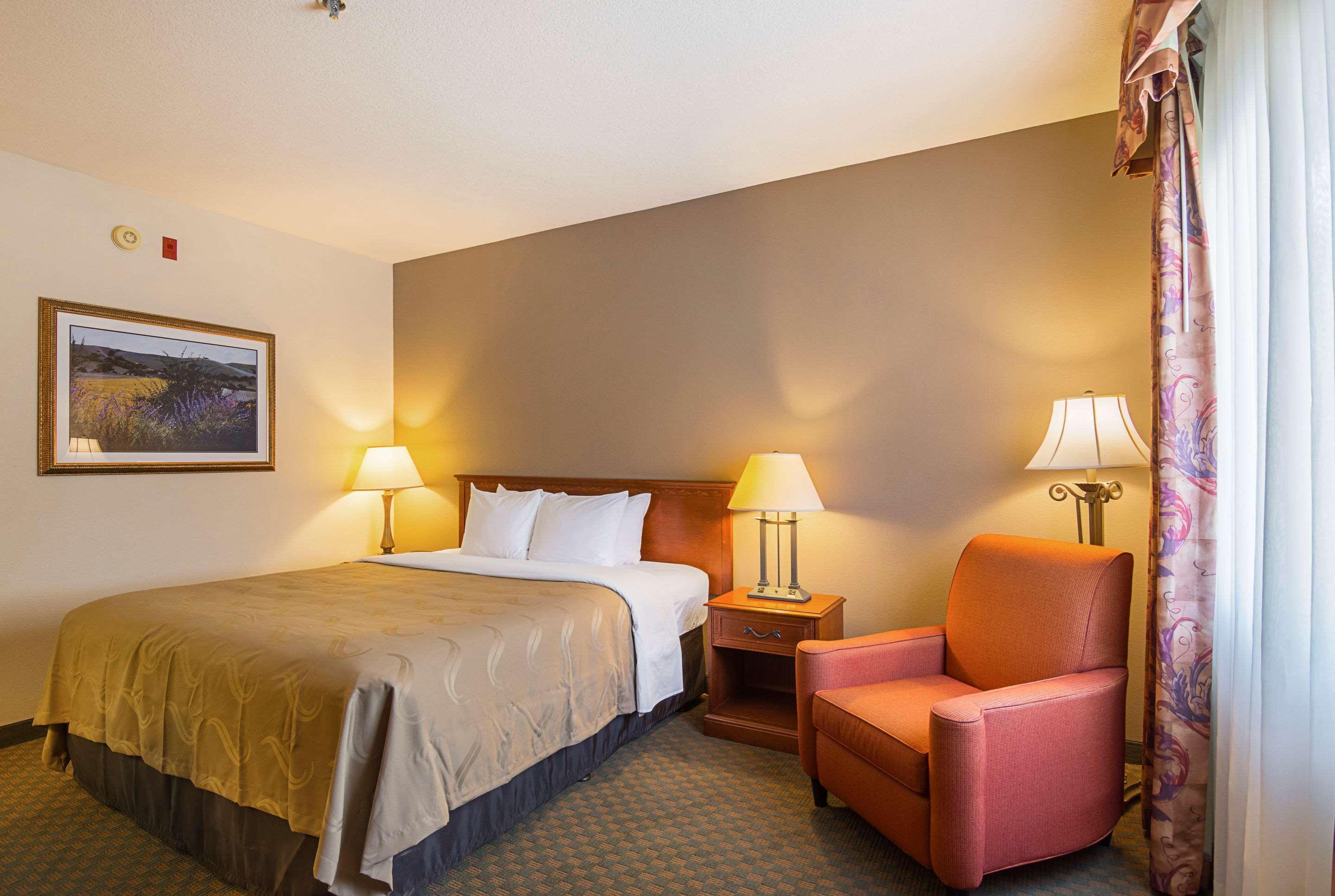 Quality Inn Fresno Yosemite Airport Exterior foto