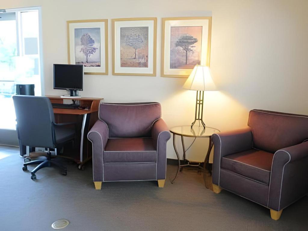Quality Inn Fresno Yosemite Airport Exterior foto